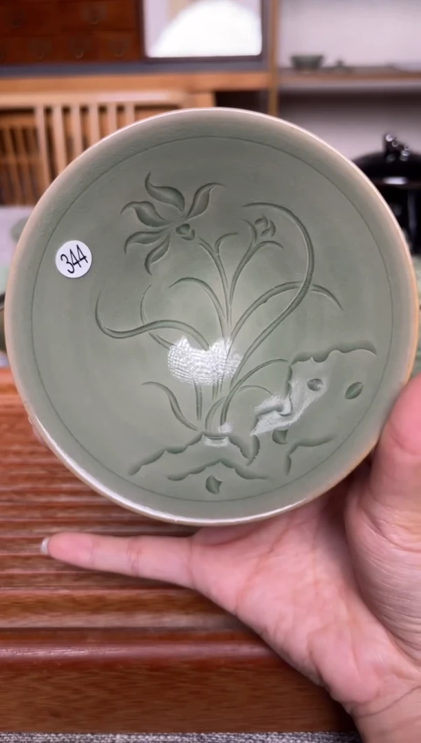 其他344纯手工秘色斗笠盏 微瑕