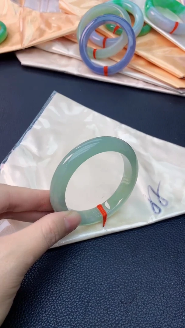 未镶嵌手镯翡翠0751834098