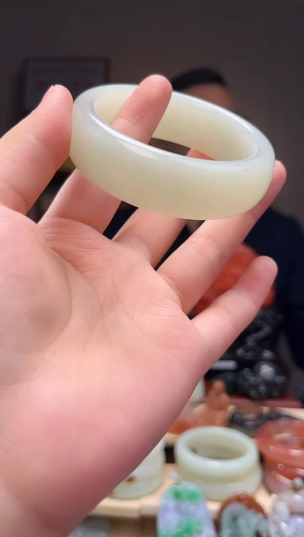 颈饰未镶嵌和田玉元****鱼57