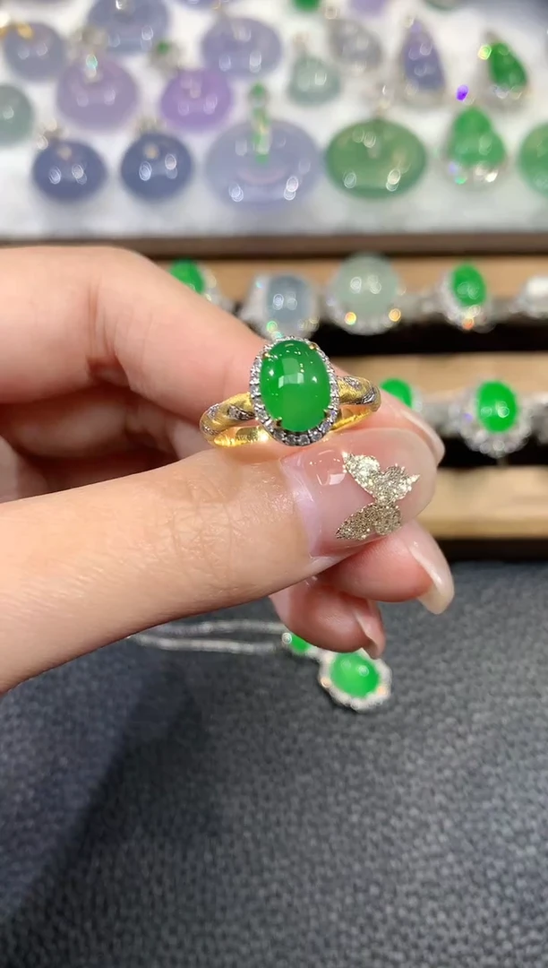 18K金镶嵌戒指翡翠C29