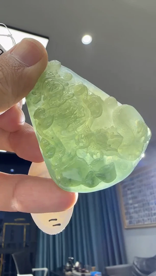 颈饰未镶嵌翡翠天然翡翠A货孤品一件