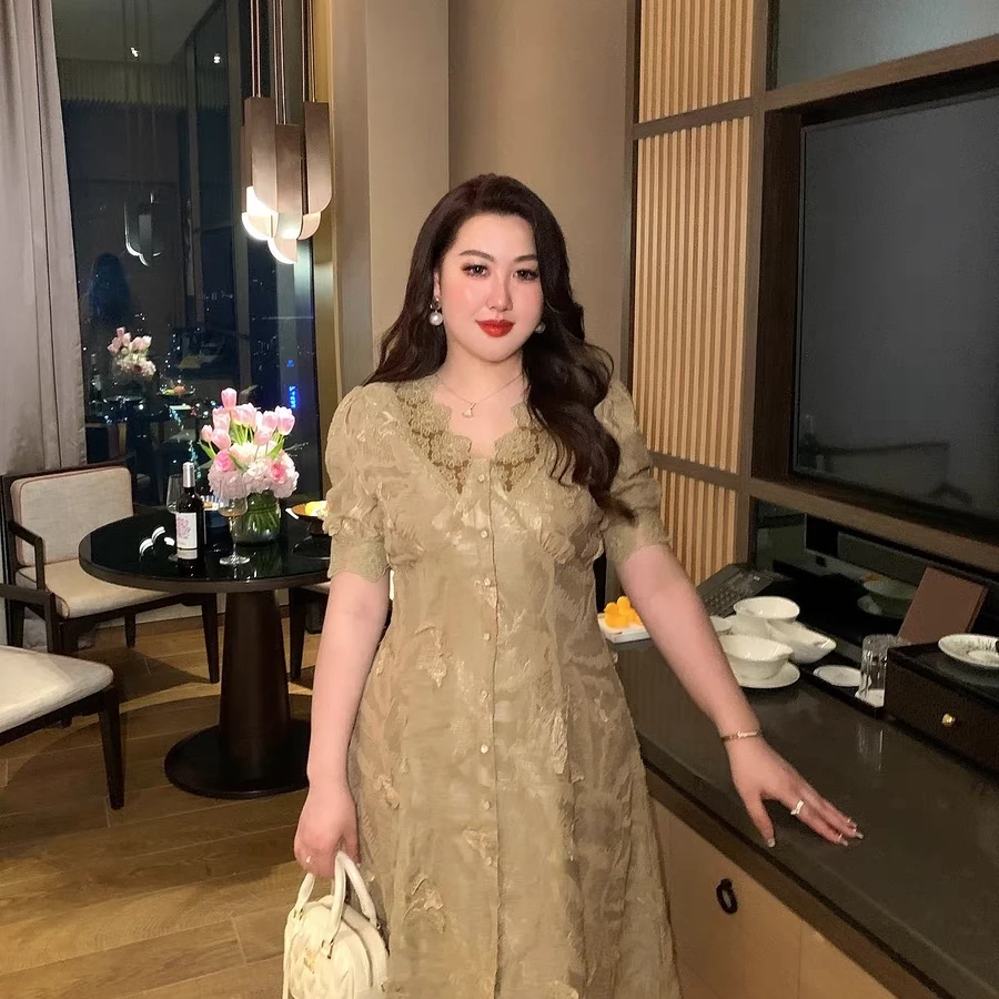 GLEC大码女装2025夏季新款法式高级感立体蝴蝶刺绣气质减龄连衣裙