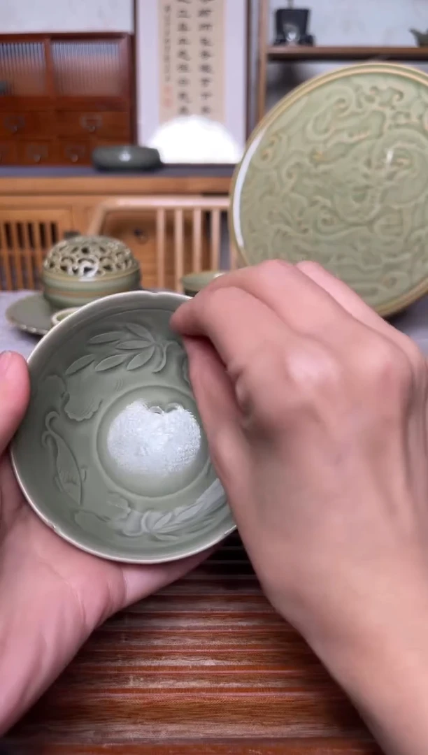 瓷器340耀州窑纯手工玉兰杯