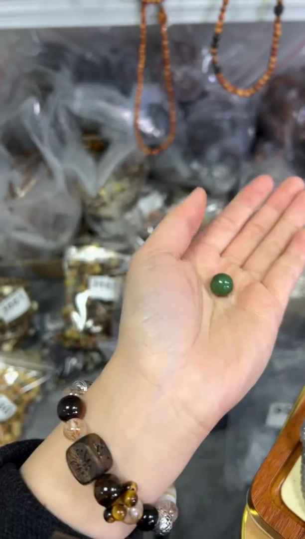 【闪购商品】和田玉颈饰18K金镶嵌和田碧玉18K金单颗[1696]