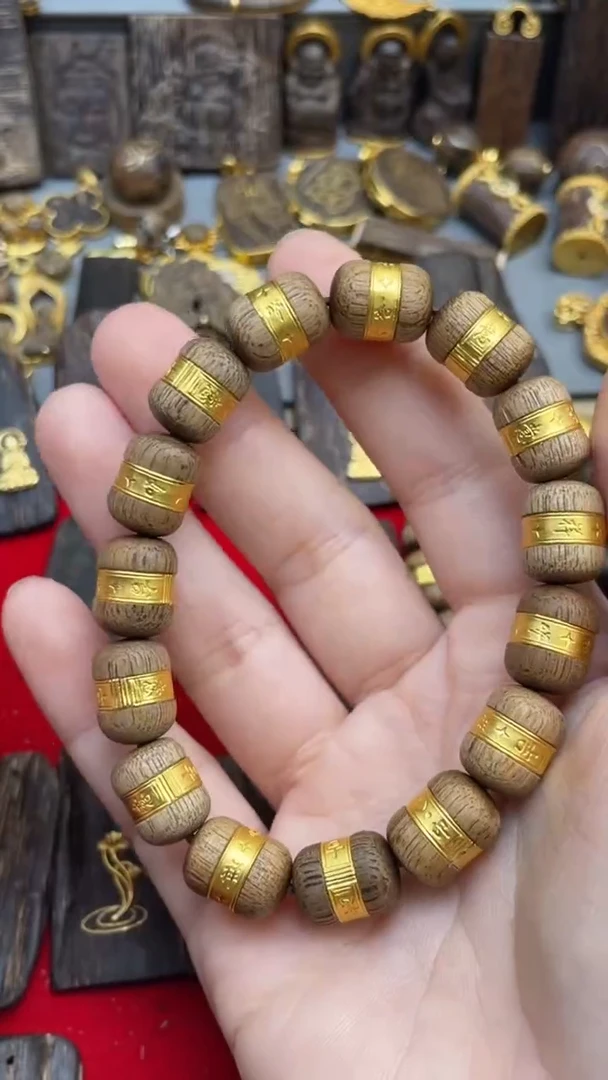 沉香吊坠沉香吊坠4