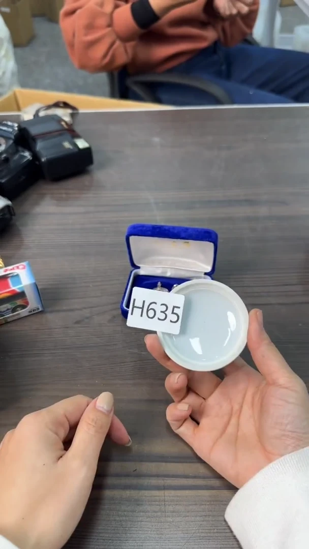 陶瓷栋松叶工艺品闪购专用