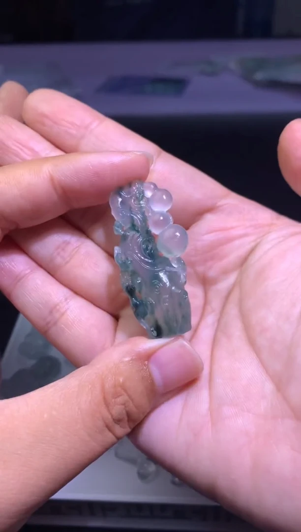 未镶嵌定制翡翠?**?毛货