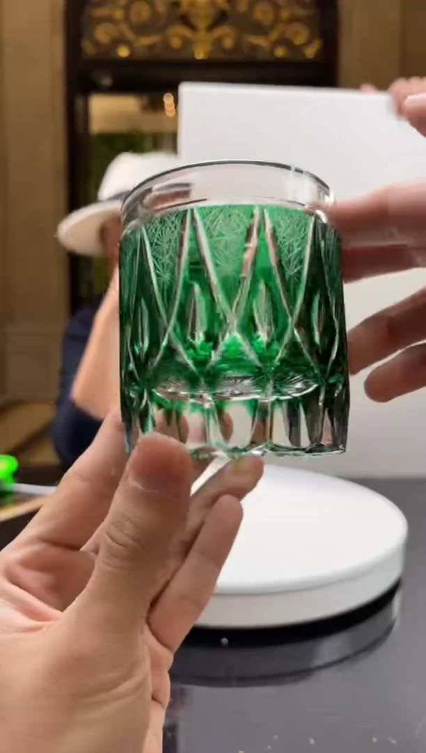 【闪购商品】茶宠AJ06090祖母绿威士忌杯