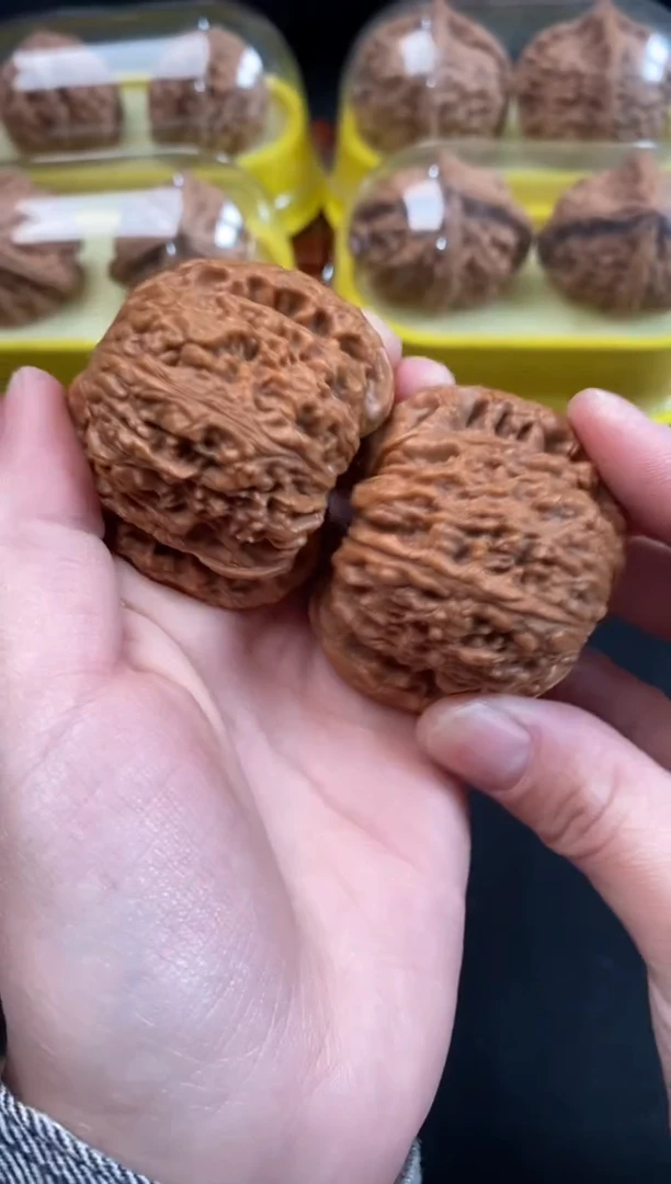 把件文玩核桃南疆石47尺Q896