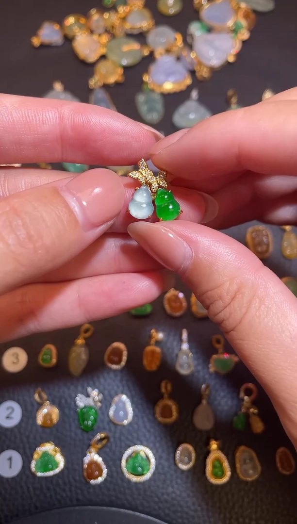 颈饰银S925镶嵌翡翠a货翡翠