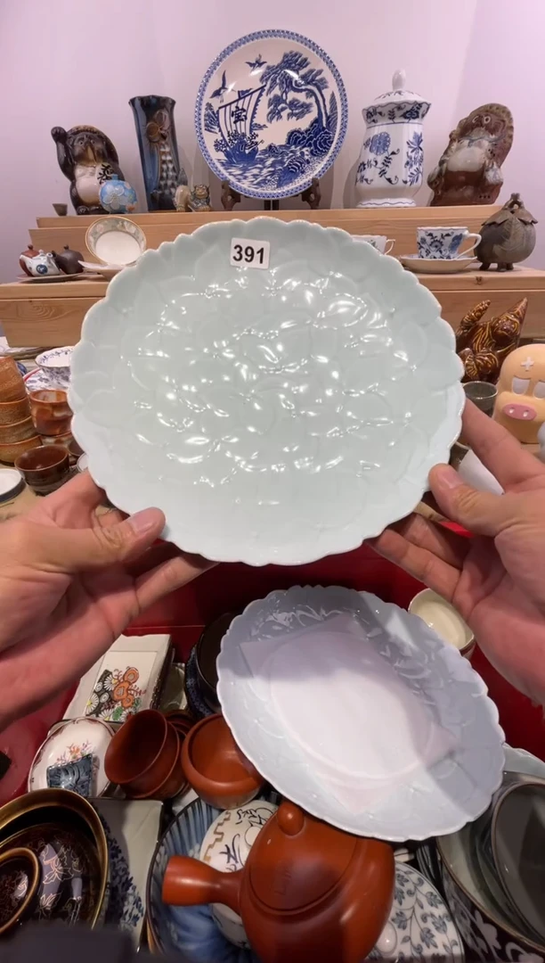 瓷片辛佑卫门浮雕花瓣大皿391