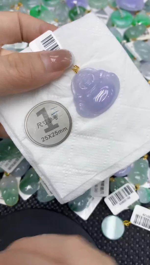 颈饰18K金镶嵌翡翠111111