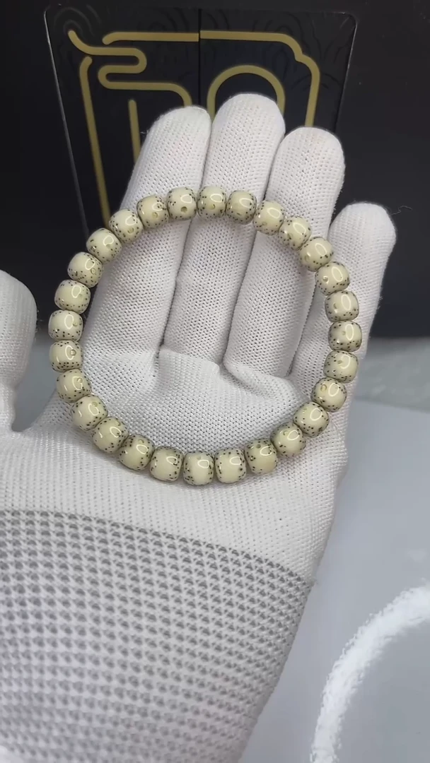手串星月菩提小驼包8x7.c285