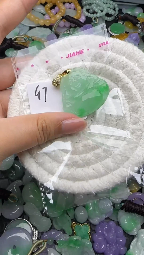 颈饰未镶嵌翡翠缅甸翡翠吊坠