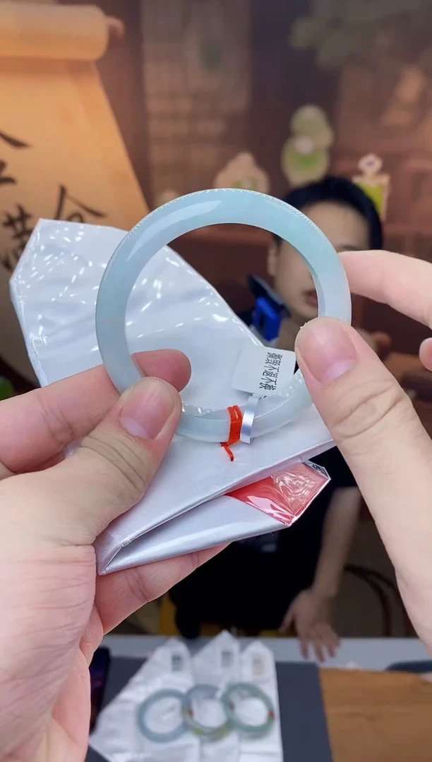 未镶嵌手镯翡翠纯天然缅甸A货翡翠手镯