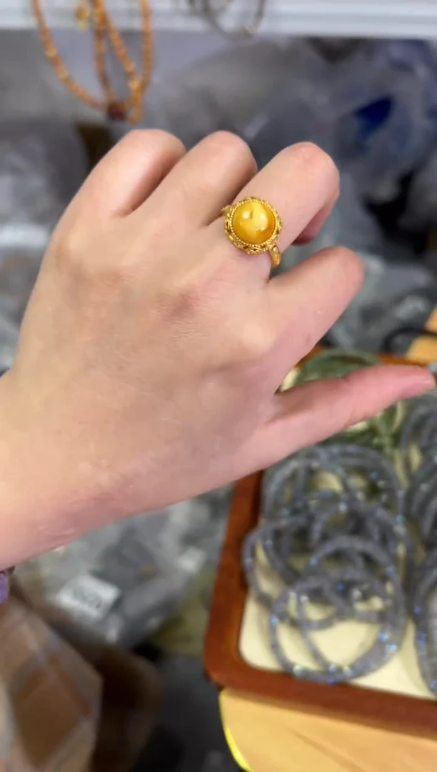 【闪购商品】蜜蜡戒指银S925镶嵌蜜蜡圆蛋面银镶嵌戒指[3298]