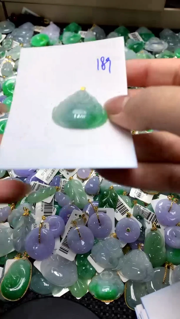 【闪购商品】翡翠颈饰18K金镶嵌1111111111111111