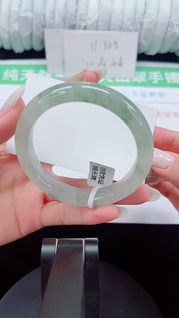 未镶嵌手镯石英质玉140-57/58