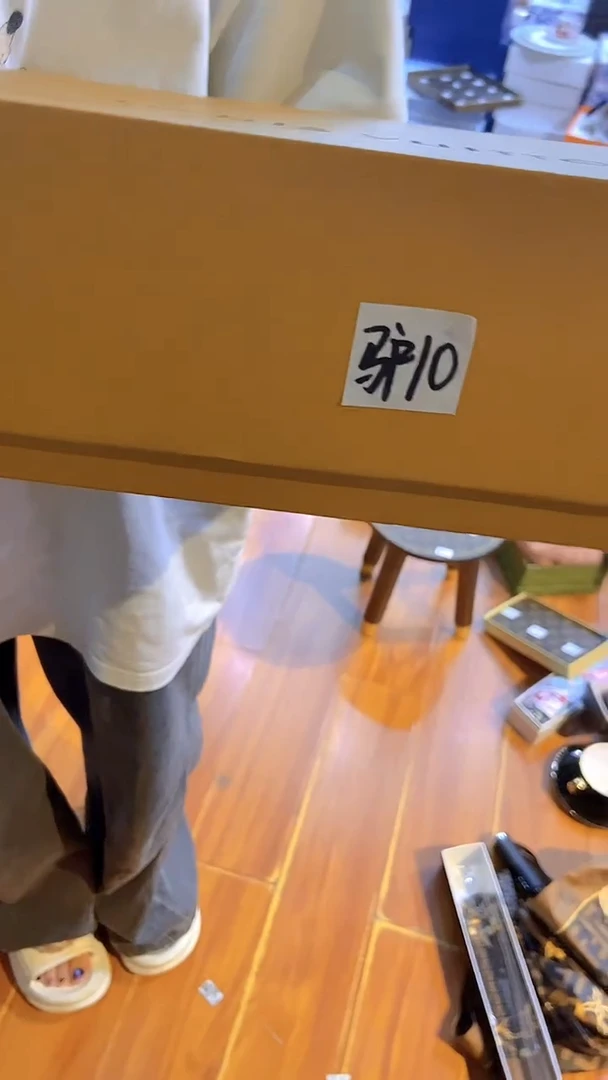 杯鸿辉家品牌瓷器，京东包邮！驴10包