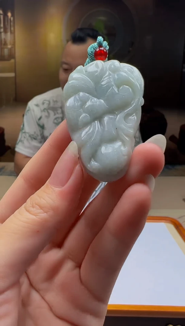 翡翠未镶嵌颈饰SY2025-6-26-6