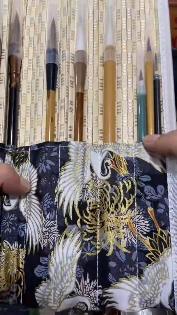 瓷片闪购商品  如图所示