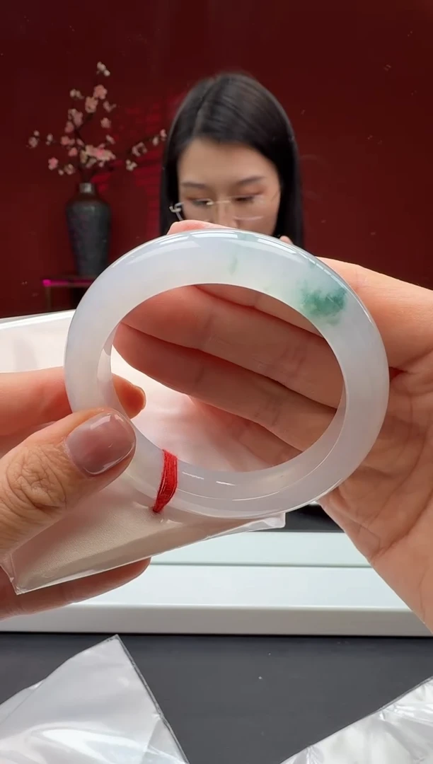 未镶嵌手镯翡翠翡翠手镯