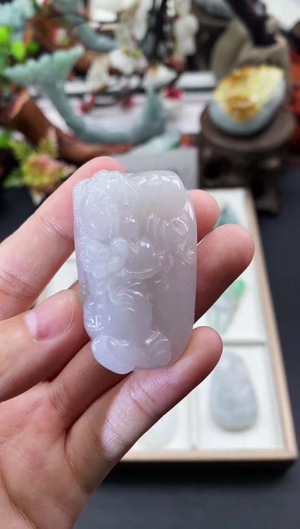 翡翠未镶嵌颈饰天然缅甸A货翡翠