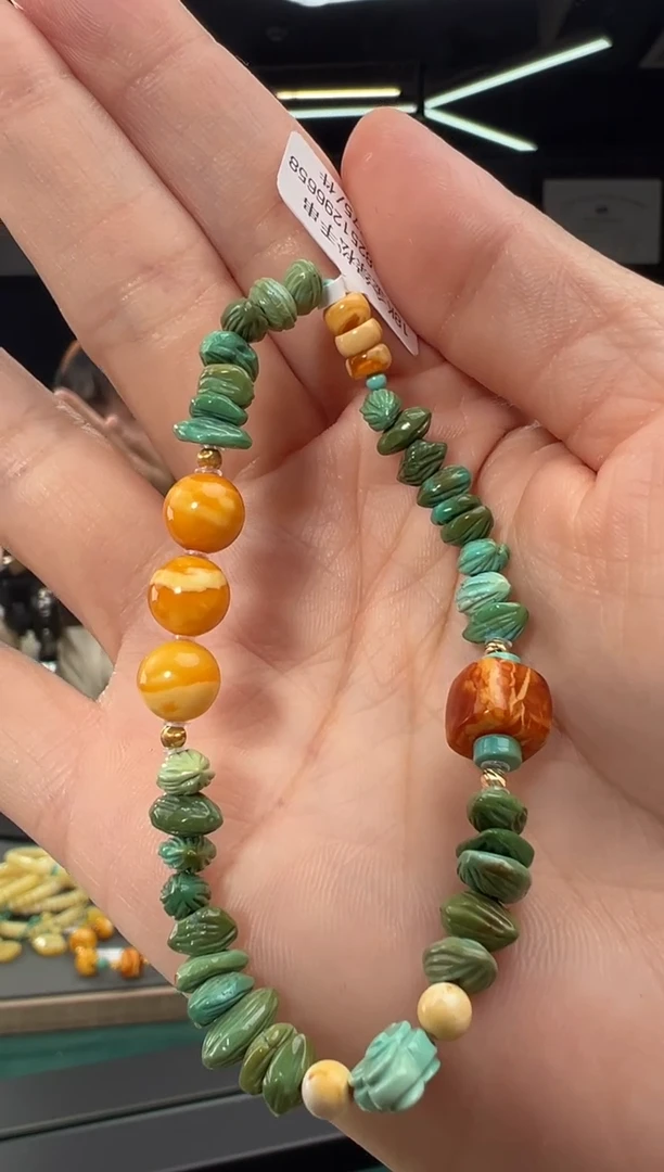 裸石琥珀18K金镶嵌绿松手串