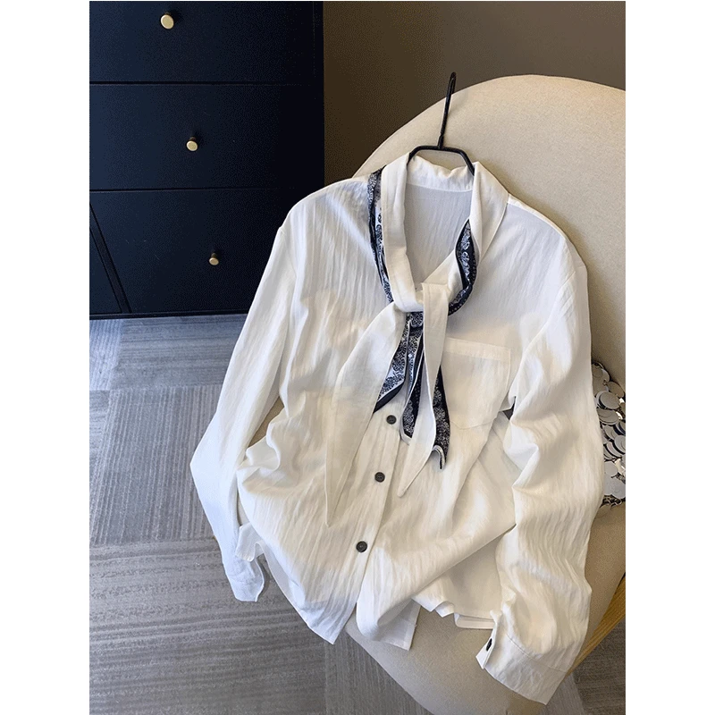 新品丝巾领带白色衬衫女秋季设计感高级长袖衬衣法式遮肚子上衣