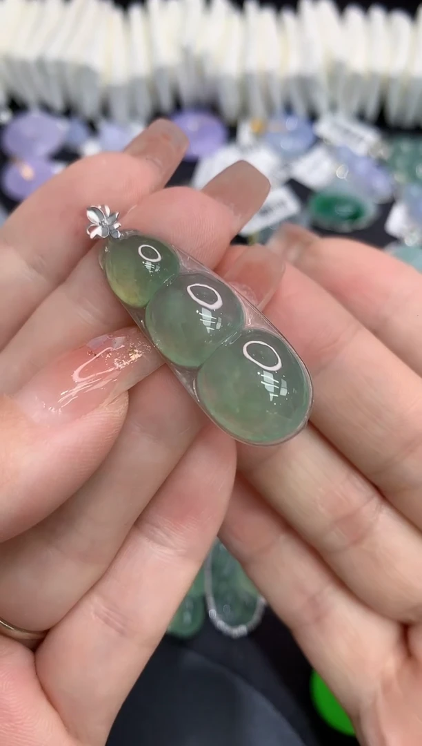 吊坠(不含链)18K金镶嵌翡翠1111111111111