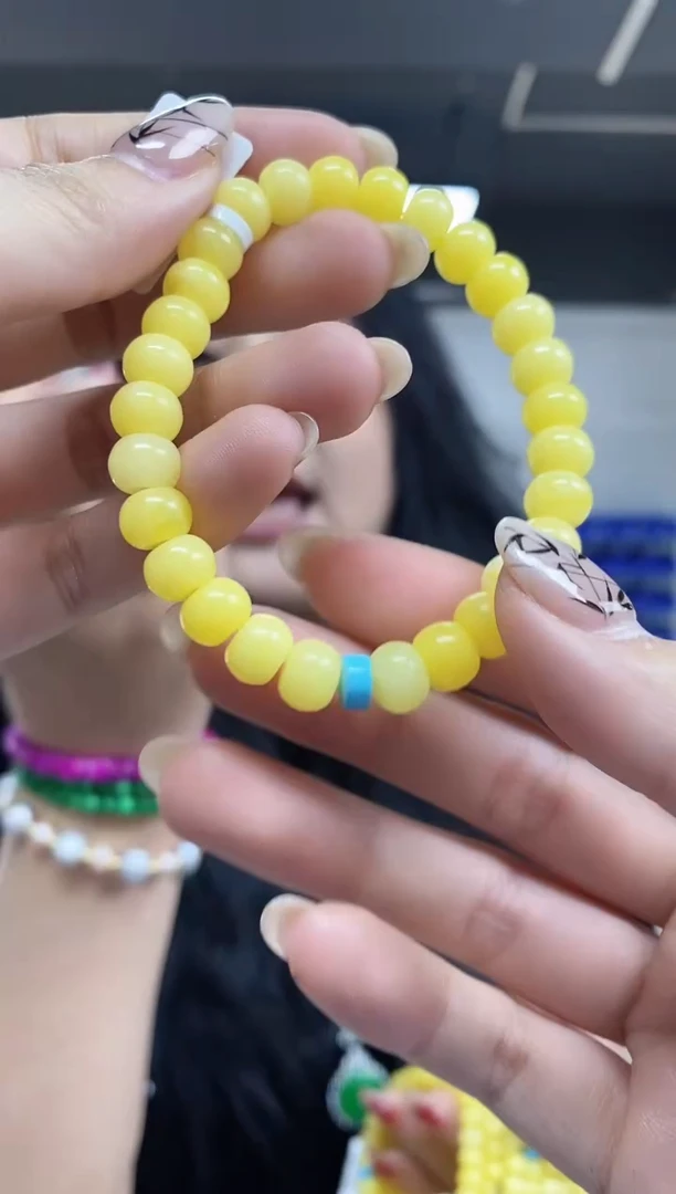 【闪购商品】蜜蜡裸石未镶嵌多样性发其一颜色微差