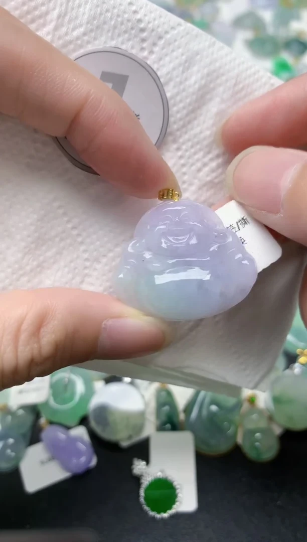 颈饰18K金镶嵌翡翠天然翡翠A货