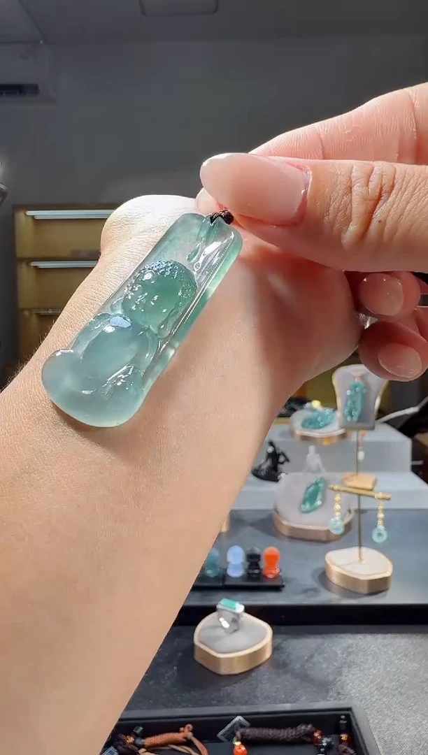 吊坠(不含链)未镶嵌翡翠宝宝佛