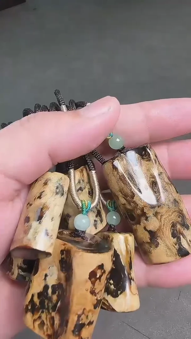 手串/手链小叶紫檀柳柳圆柱脖挂