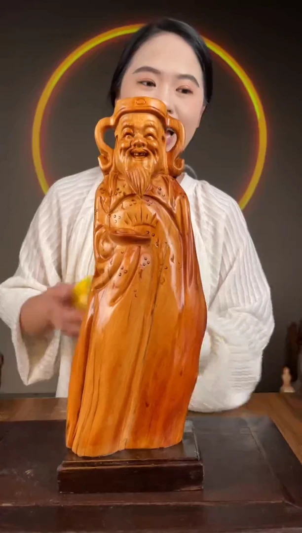 柏木（崖柏）手工摆件,先抢先得! 编号:207