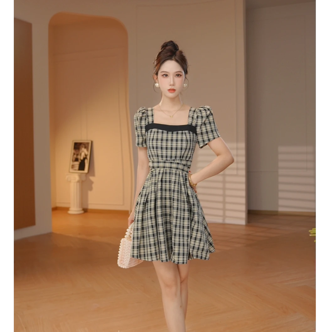 【时时原创】法式格纹时尚小个子减龄少女轻奢气质方领连衣裙61255
