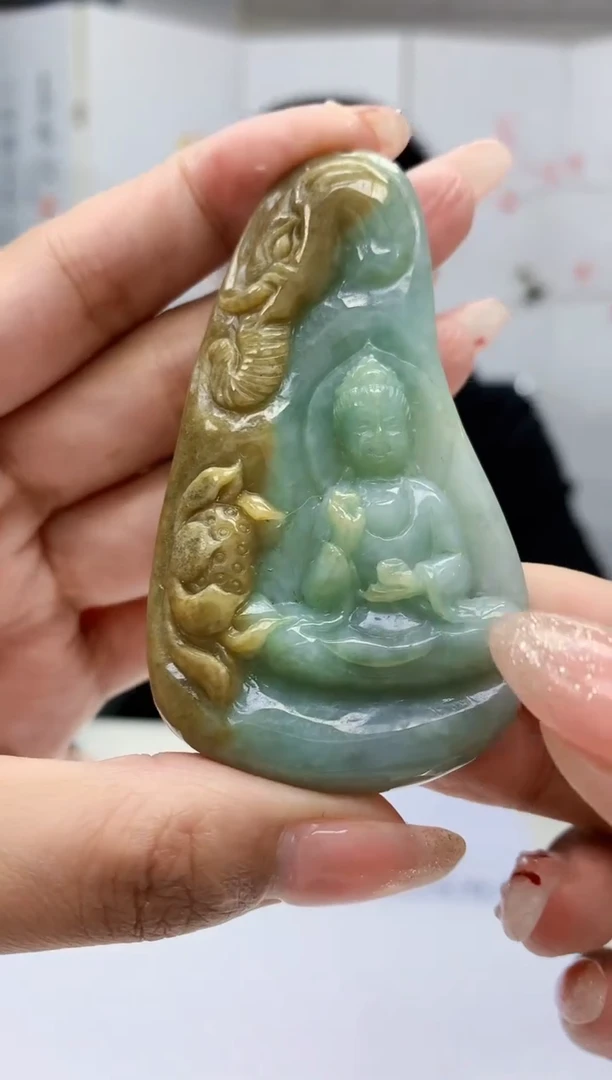 【闪购商品】定制翡翠未镶嵌5152MM-毛货挂件62