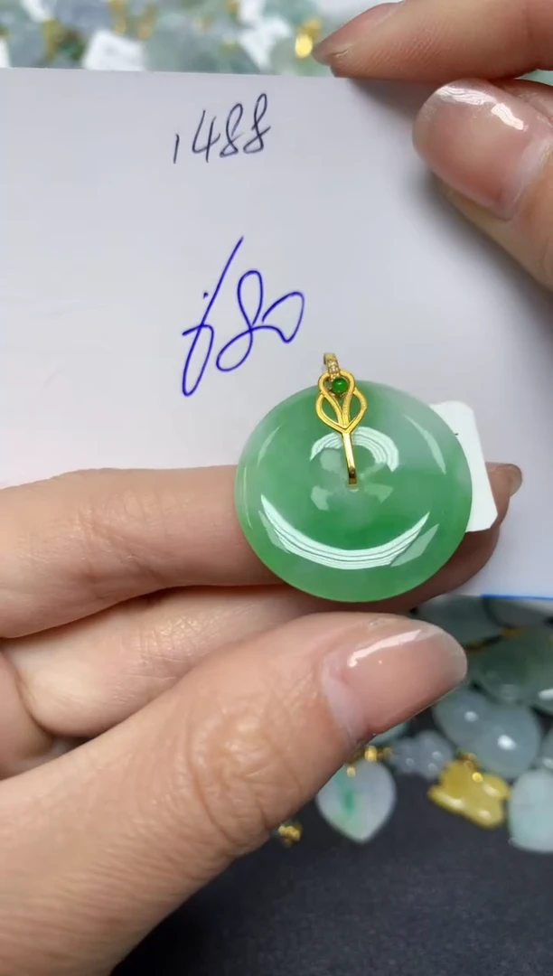 【闪购商品】翡翠颈饰18K金镶嵌 天然翡翠A货