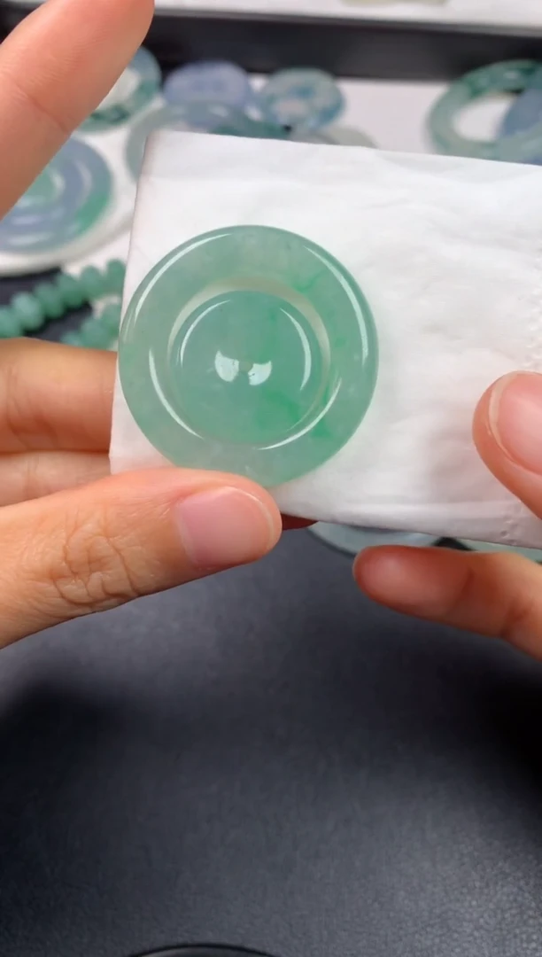 未镶嵌定制翡翠0500577225（扣20*5.4）