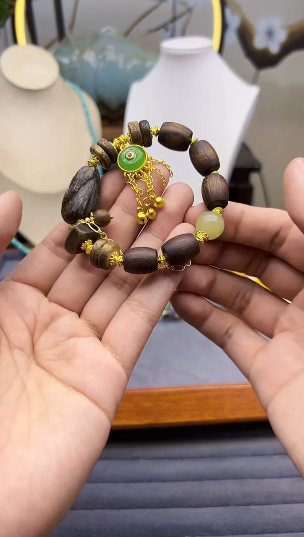 【闪购商品】和田玉手链14K金镶嵌s258````