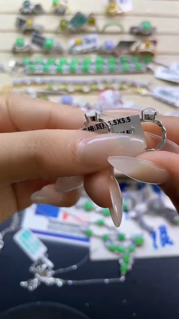 银S925镶嵌戒指翡翠翡翠 蛋面 银S925镶嵌