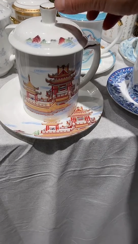 瓷仙境茶杯隆达1