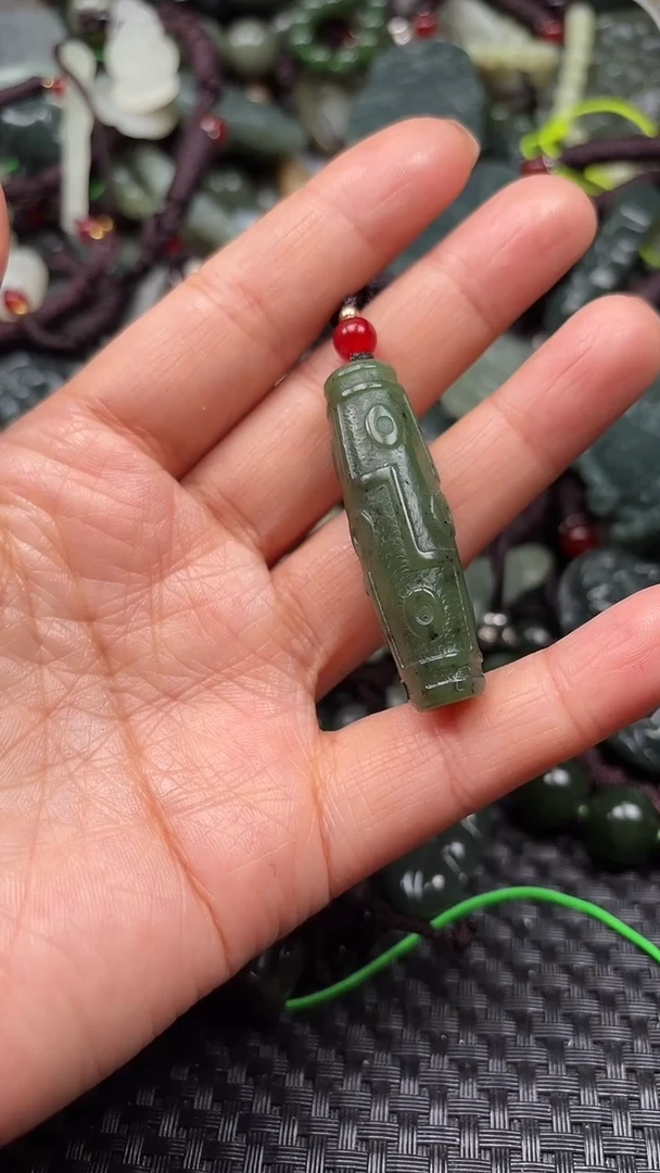 【闪购商品】和田玉颈饰未镶嵌.