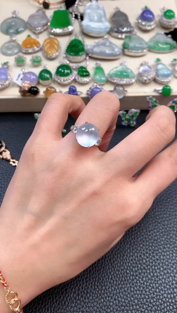 【闪购商品】翡翠戒指18K金镶嵌m4