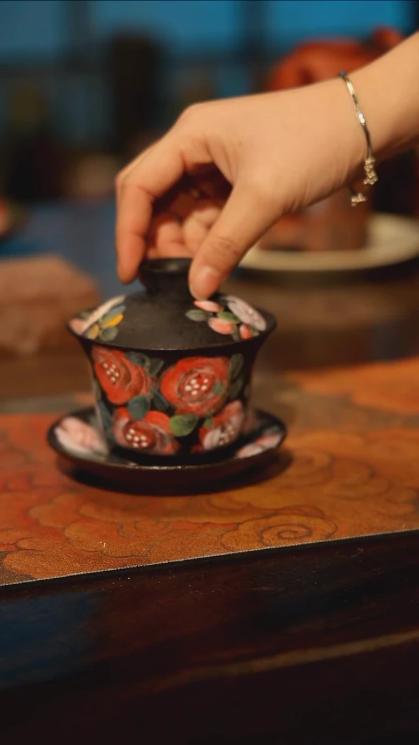 陶瓷景德镇高温釉下彩手工手绘款式