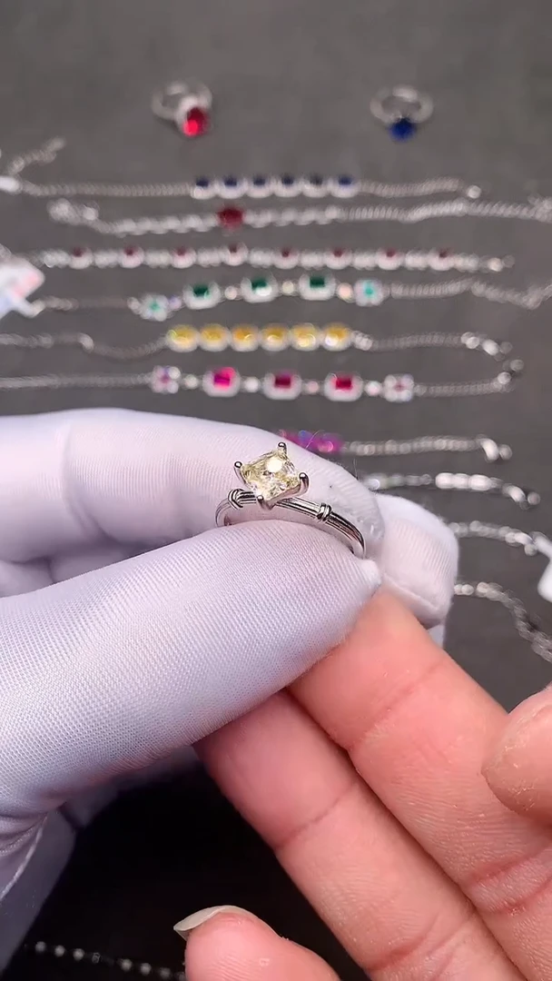 【闪购商品】碧玺戒指银S925镶嵌........