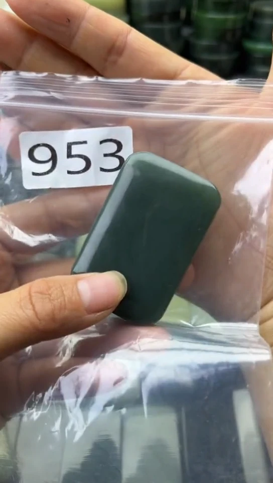未镶嵌和田玉珠宝半成品牌子