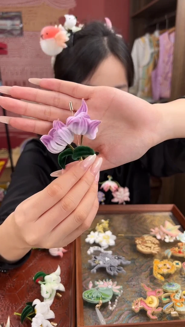刺绣苏绣世家非遗手工（胸针）