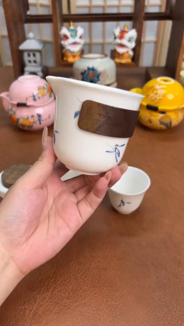 旅行茶具真好看！