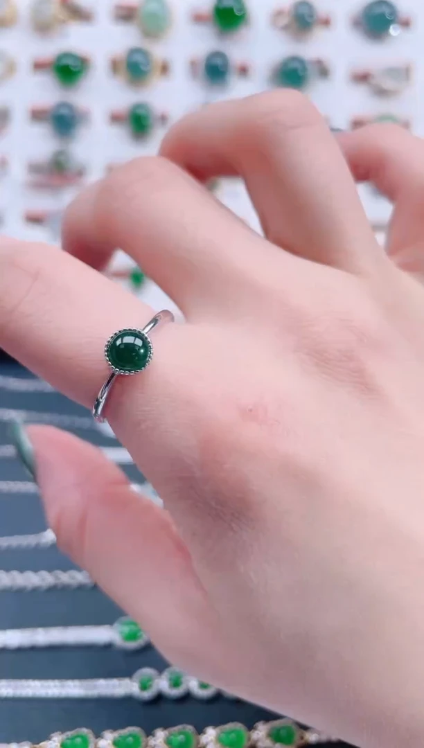 银S925镶嵌戒指翡翠天然翡翠